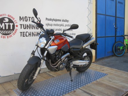 Motorka Yamaha MT03
