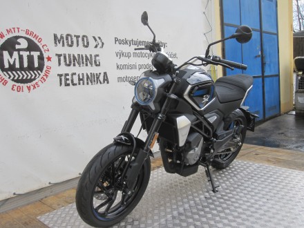 Motorka CFMOTO 300CL-X