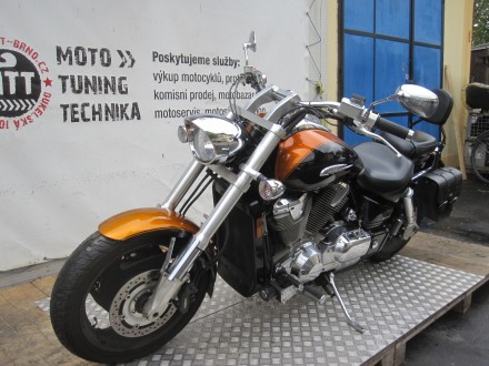 Motorka Honda VTX 1800