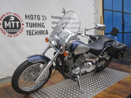 Motorka Yamaha XVS 650 DragStar