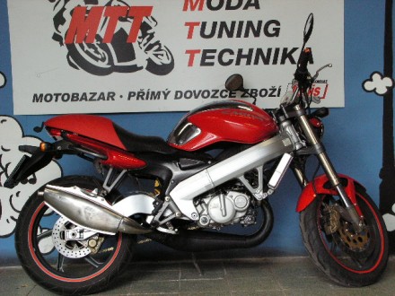 Motorka Cagiva Planet 125