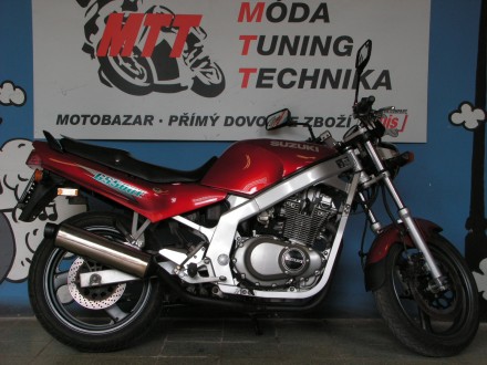 Motorka Suzuki GS 500E