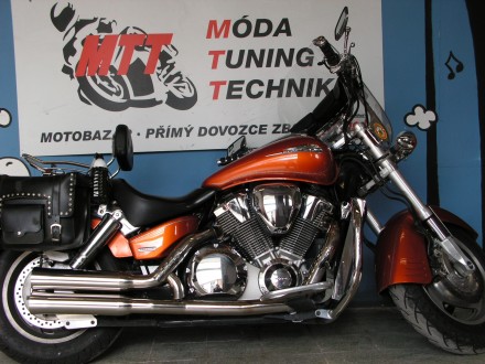 Motorka Honda VTX 1800R