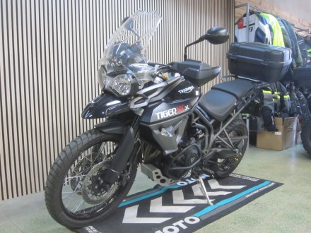 Motorka Triumph Tiger 800 XCX