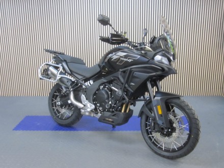 Motorka CFMOTO 700MT Adventure