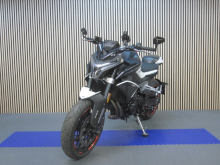 Motorka CFMOTO 800NK