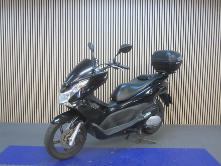 Motorka Honda PCX 125