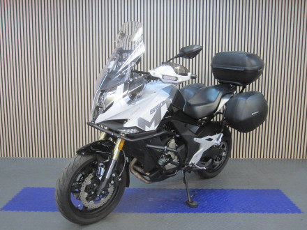 Motorka CFMOTO 650 MT Premium