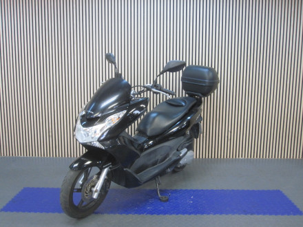 Motorka Honda PCX 125