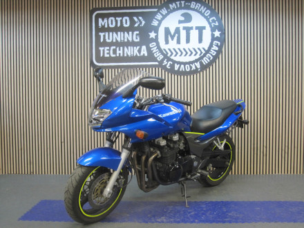 Motorka Kawasaki ZR 7S