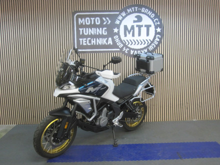 Motorka CFMOTO 700MT Adventure