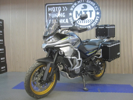 Motorka CFMOTO 800MT Touring