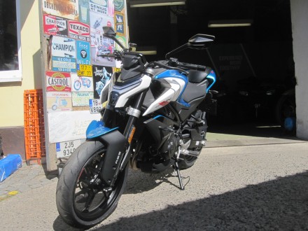 Motorka CFMOTO 450 NK