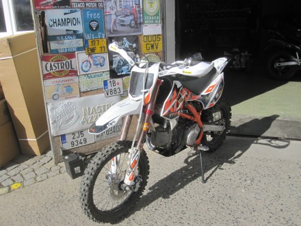 Motorka KAYO TT 190 R